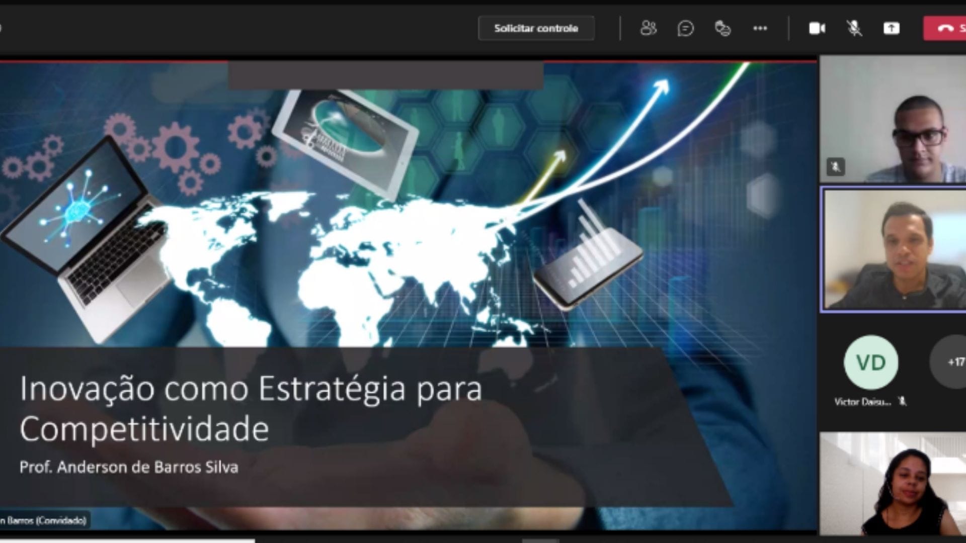 A imagem mostra um print de tela da sala virtual, com o professor Anderson e os estagiários da Motorola.
