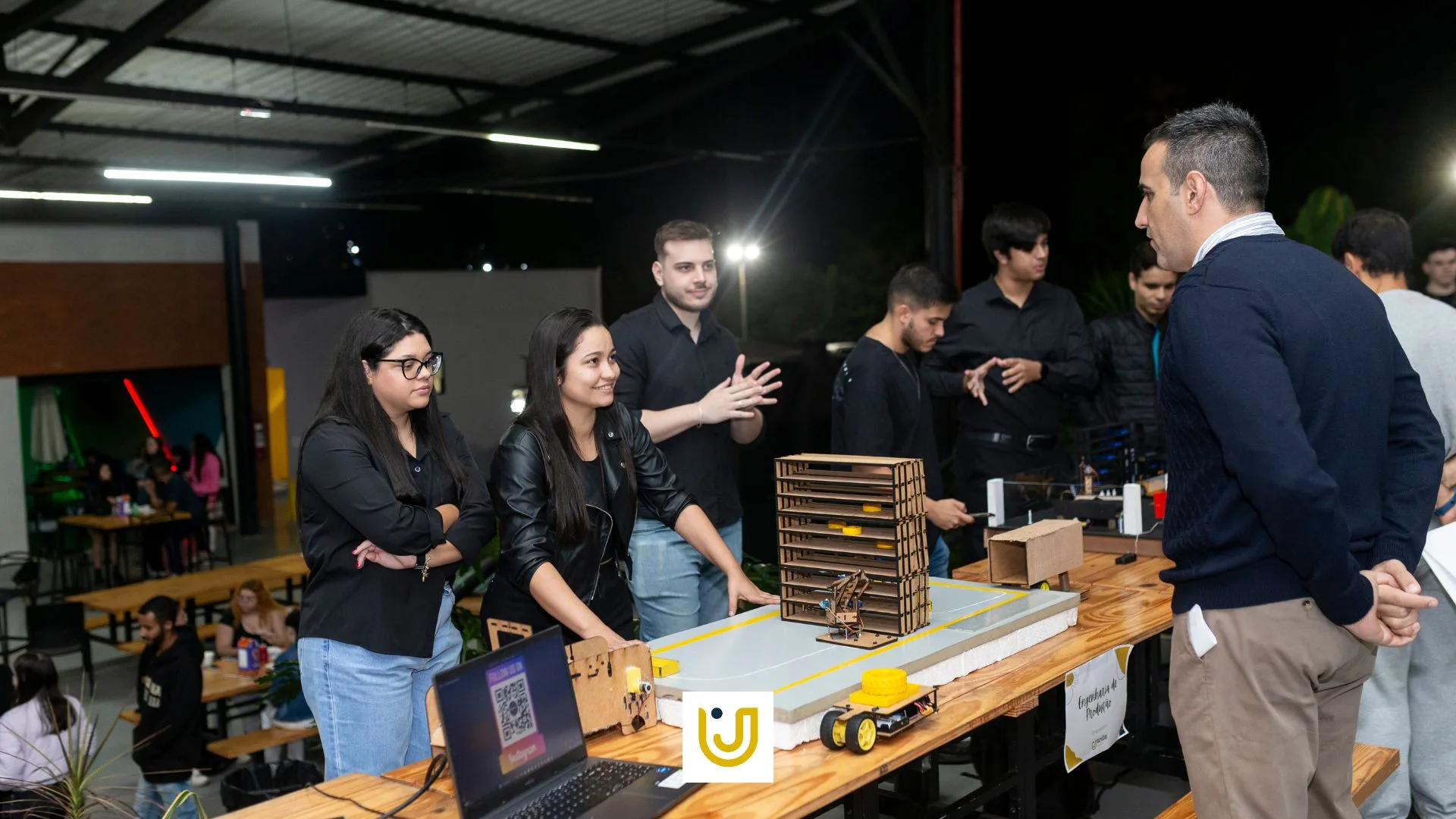 O TechDay é uma feira de apresentações destinada a todos os alunos de Engenharia e Ciências da Computação, que apresentam os projetos desenvolvidos ao longo do semestre